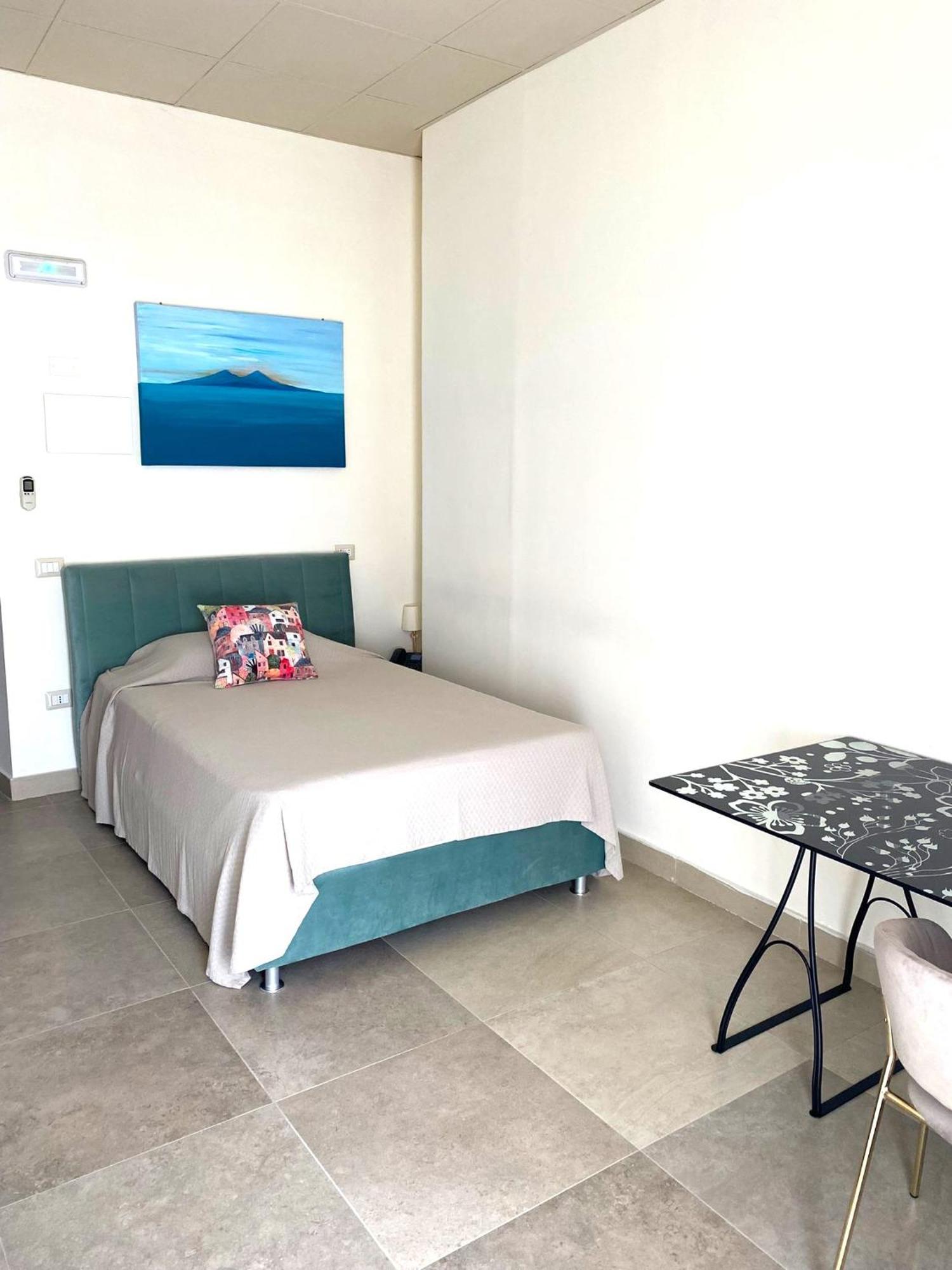 Chiostro San Francesco - Casa Di Ospitalita Religiosa Bed & Breakfast เนเปิลส์ ภายนอก รูปภาพ